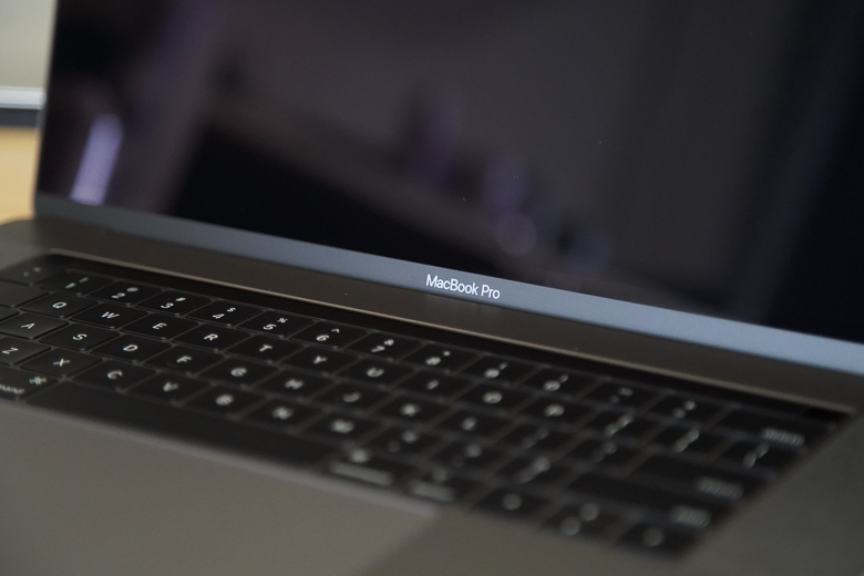 新型macbook Pro 2018 15インチを購入 上位モデルにカスタマイズ